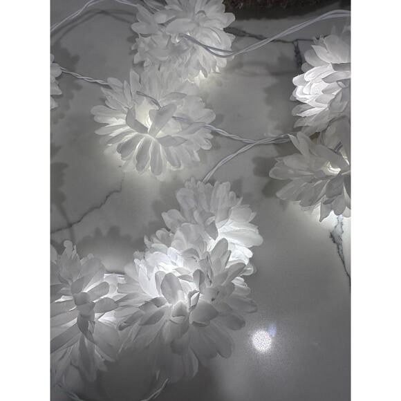 Chrysanthemum String Lights - Soft Lighting and Design - Picture 5 of 6